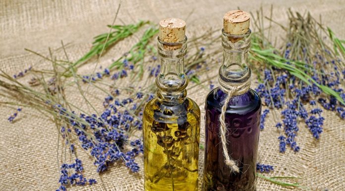 Cudowna aromaterapia | jak wybrać olejek eteryczny?