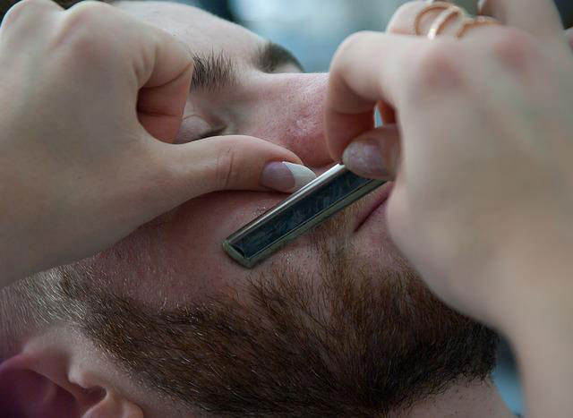 Golenie i pielęgnacja brody