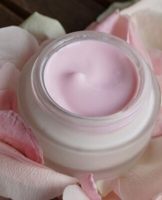 Co to jest serum do paznokci?