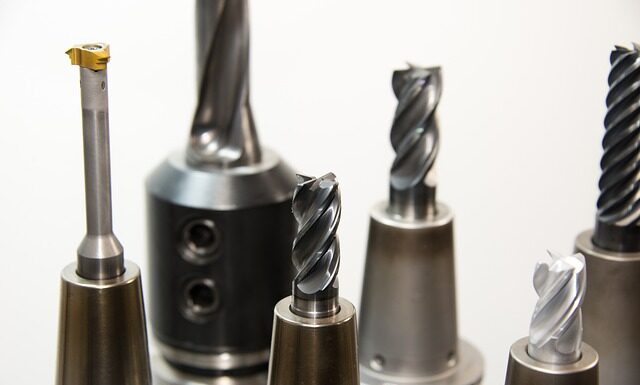 Jakim frezem zdjąć żel?