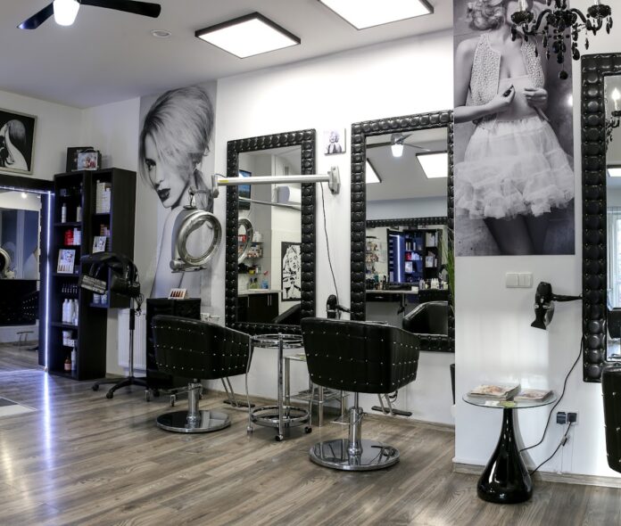 hair-obsession Metamorfoza włosów bez przypadkowych decyzji – jak pomaga dobry salon fryzjerski